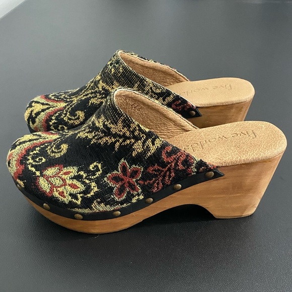 Sundance Cordani Zorba Tapestry Clogs Shoes Cyrilla Five Worlds 70s Retro New - Picture 9 of 15